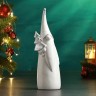 Фигура "Гном с ёлкой большой" белый с посеребрением